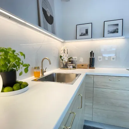Apartment M-style 04 Mit Balkon Und Gasgrill, 24h Self-check-in, Free Parking, Netflix Nuremberg