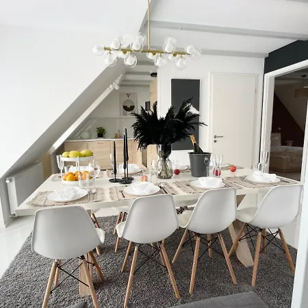 M-style 04 Mit Balkon Und Gasgrill, 24h Self-check-in, Free Parking, Netflix Norimberk