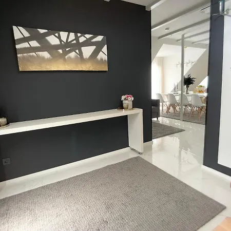 M-style 04 Mit Balkon Und Gasgrill, 24h Self-check-in, Free Parking, Netflix