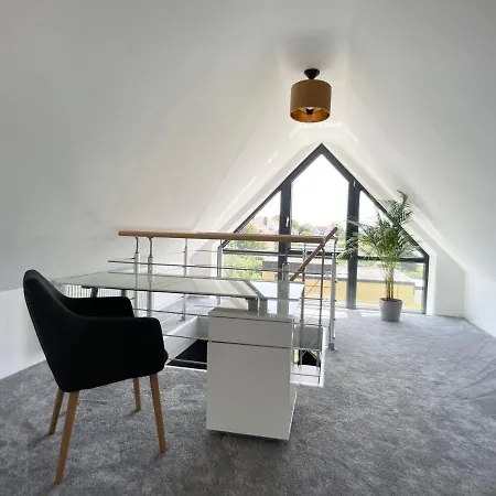 M-style 04 Mit Balkon Und Gasgrill, 24h Self-check-in, Free Parking, Netflix